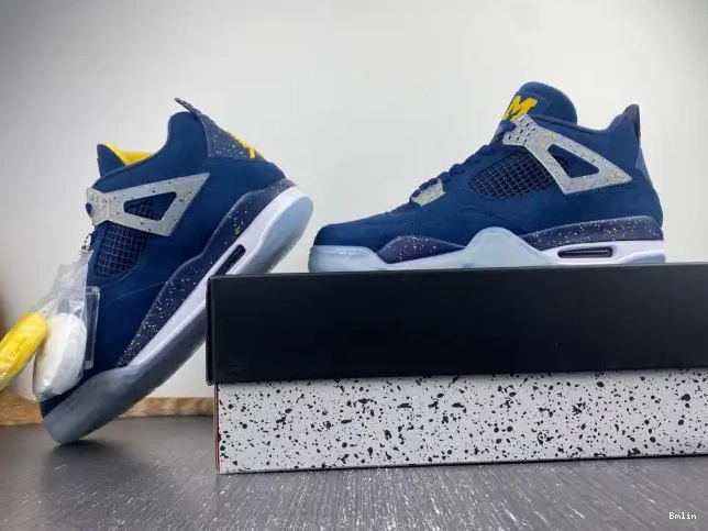 Bmlin AJ4-1036660 Air Retro Michigan Jordan 4 (PE) 0603
